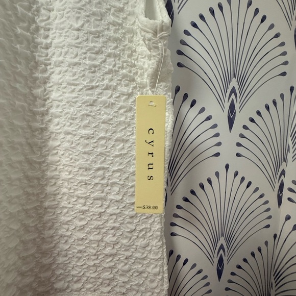 Cyrus White Ribbed Mandarin Collar Blouse - Picture 2 of 3